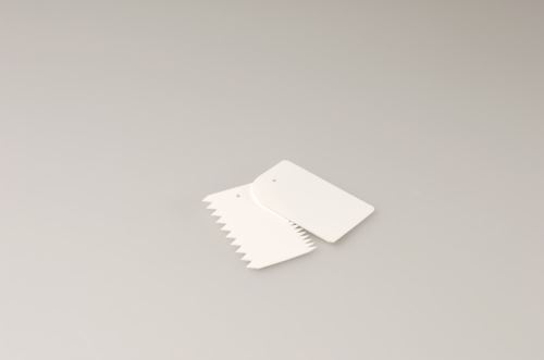 DK plast Stěrka pekařská, karta + zdobítko 10,5 x 7 cm