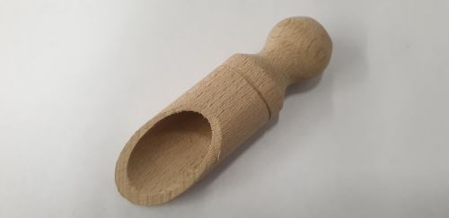 Lopatka na mouku 9 cm, dřevo